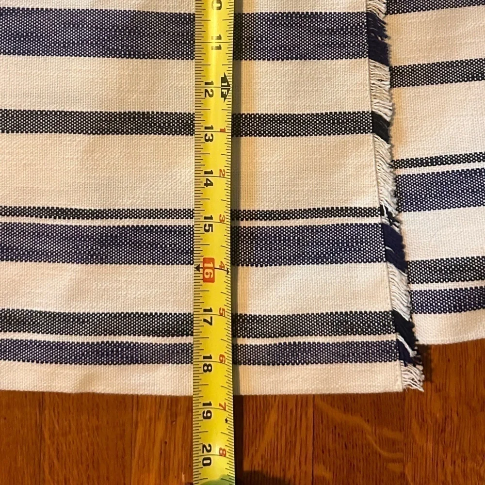 LOFT Size 6 Faux Wrap mini skirt